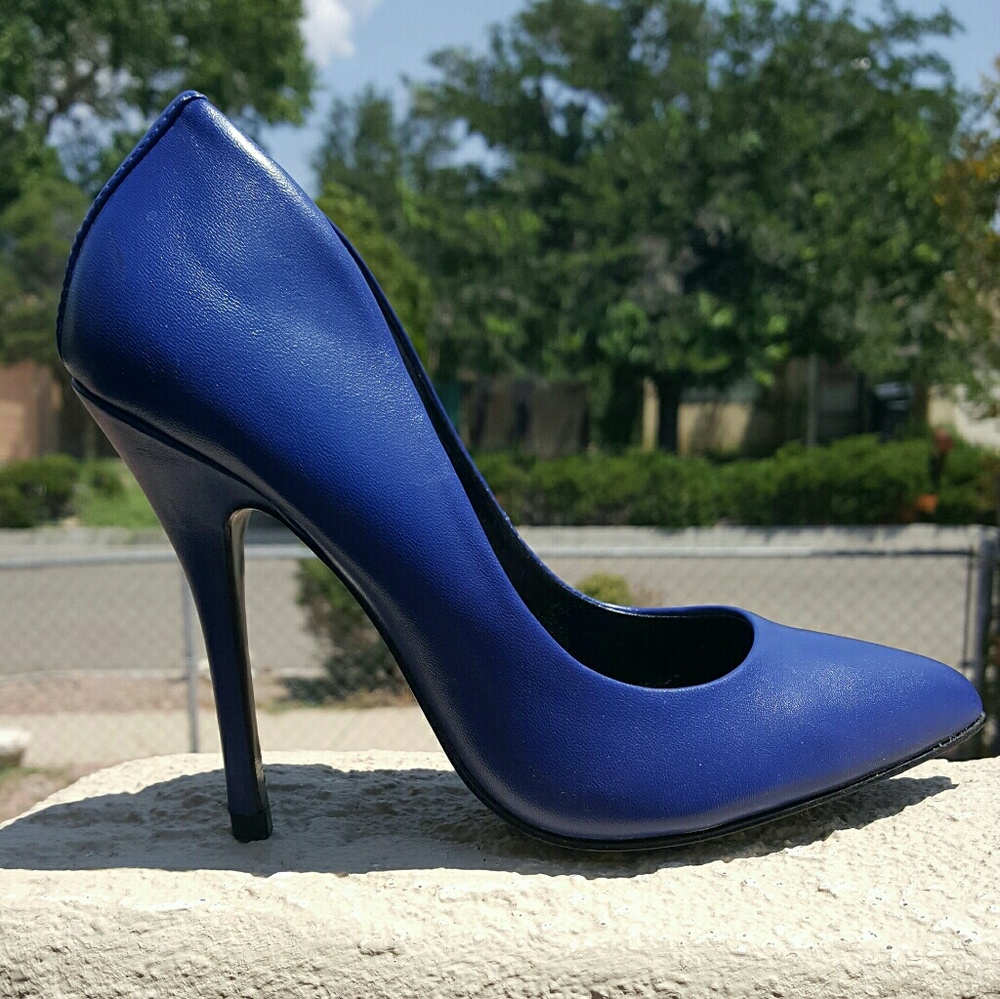 Steve Madden Galleryy Blue Stiletto Heel